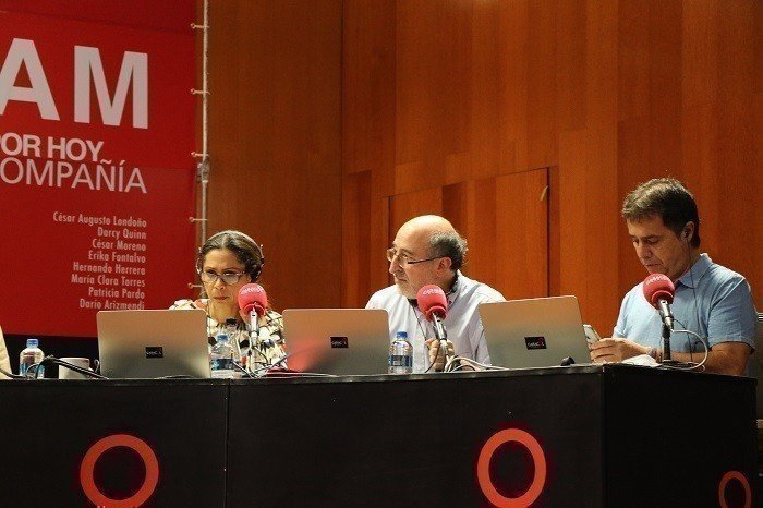 Egresadas UPB en Caracol Radio