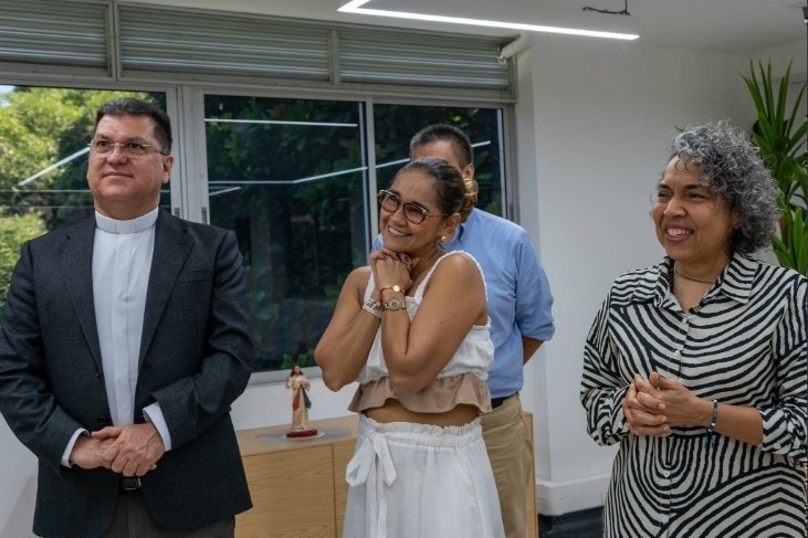 ESTUDIANTE GANADOR DE LA BECA DE ING CIVIL 