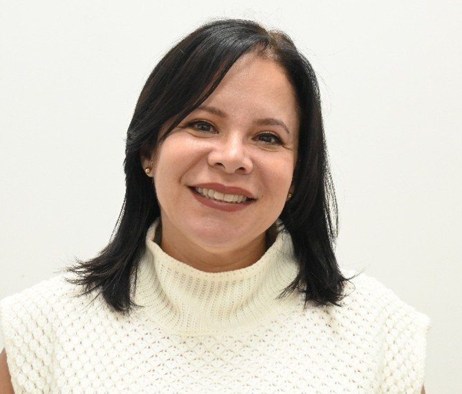 foto de decana, entradilla