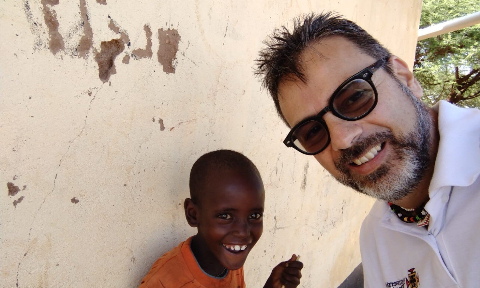 Doctor Mauricio Hernández, realizando actividad de proyección social