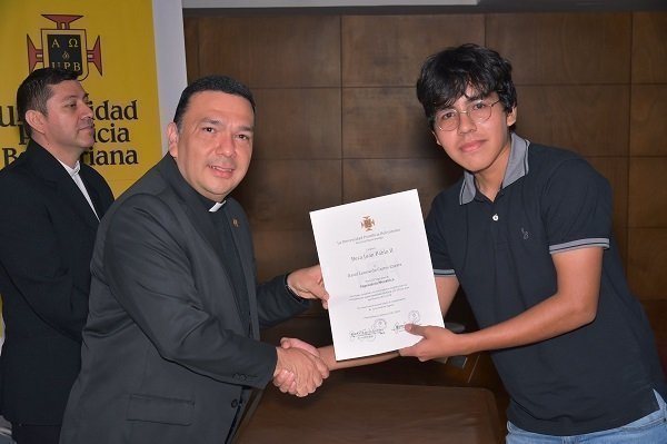 Ceremonia Distinguidos 2024 