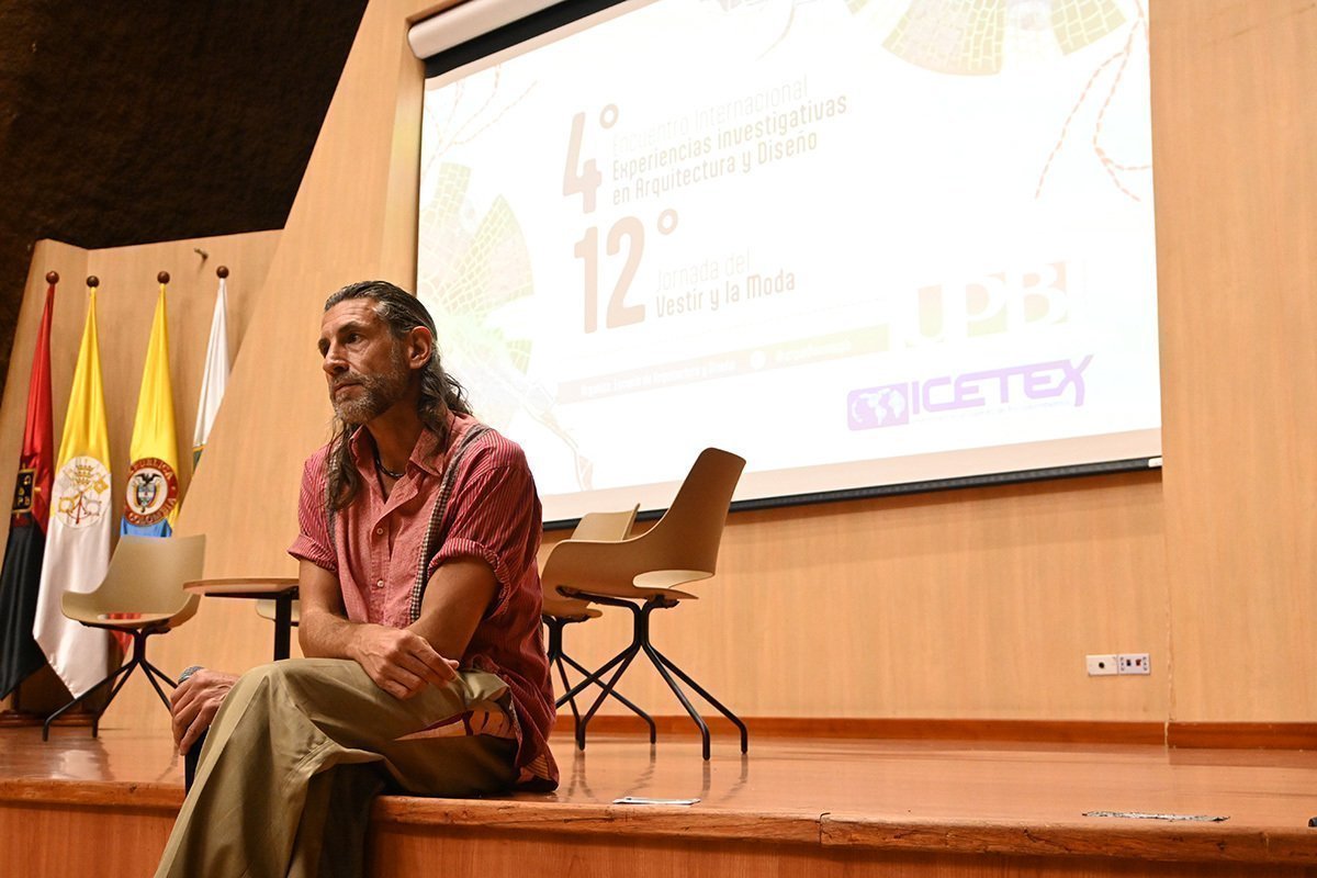 4° Encuentro Internacional de Experiencias Investigativas en Arquitectura y Diseño y la 12° Jornada del Vestir y la Moda