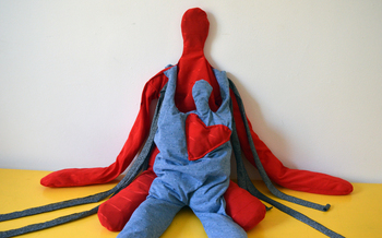 Abrazadores propuestos a Hugger Island por estudiantes de Diseño de Vestuario UPB.