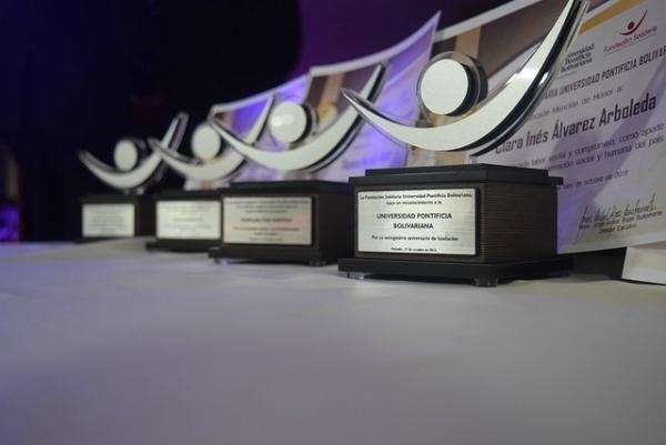 Trofeos de la Cena de Gala a homenajeados