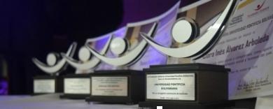 Trofeos de la Fundación Solidaria para homenajeados en Cena de Gala