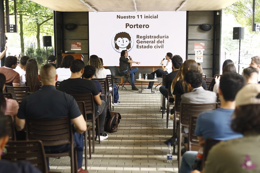 Charla en el VotaFest