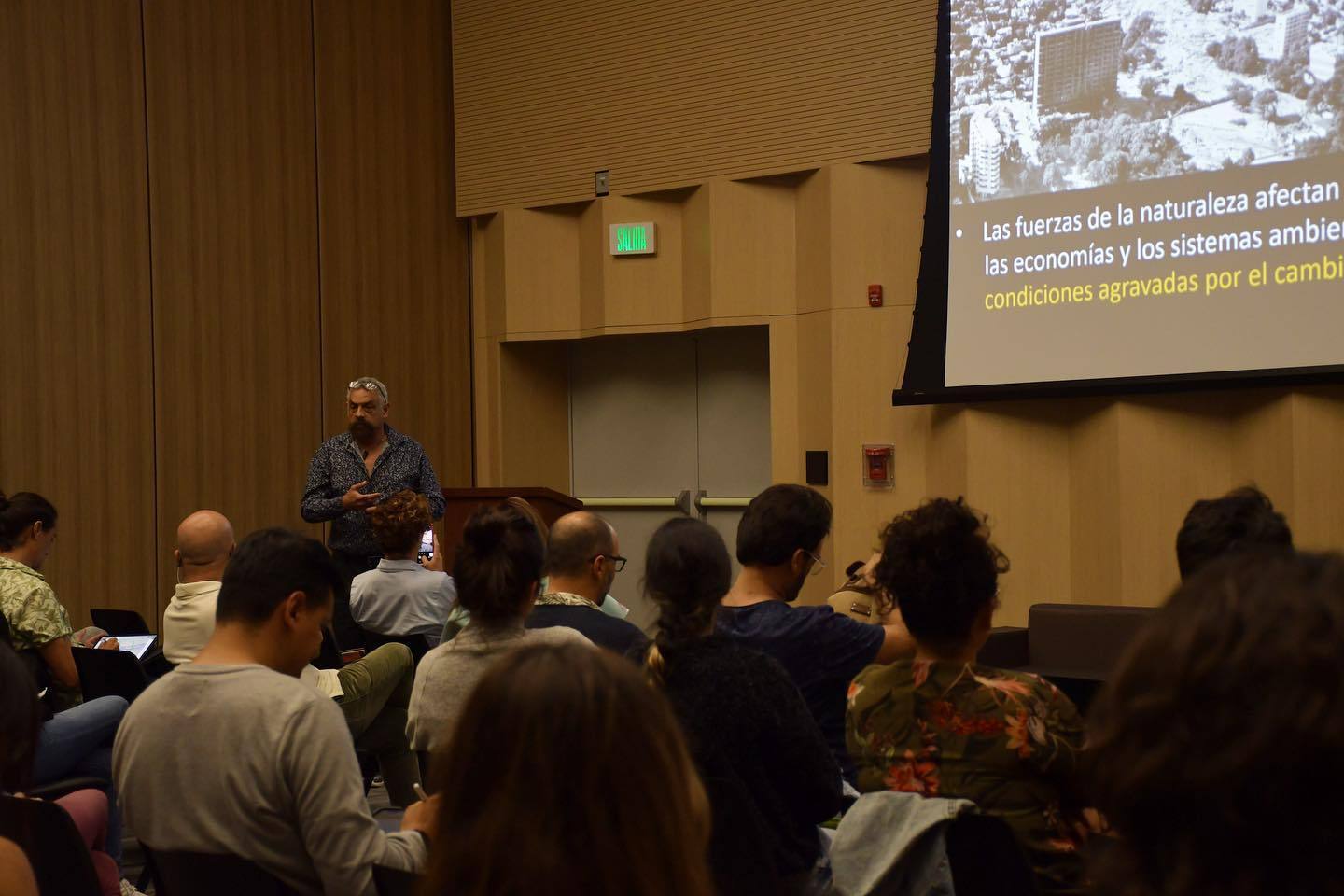 Charla De lo territorial a lo local 