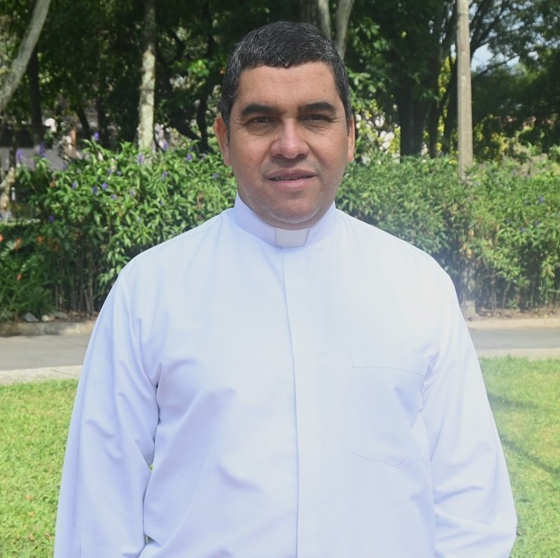 PadreJorgeIvánÁlvarez