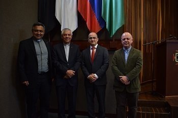 Conoce sobre el nuevo director de Filosofía y Letras