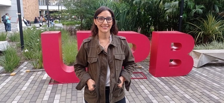 Docente realizó posdoctorado en materiales carbonosos