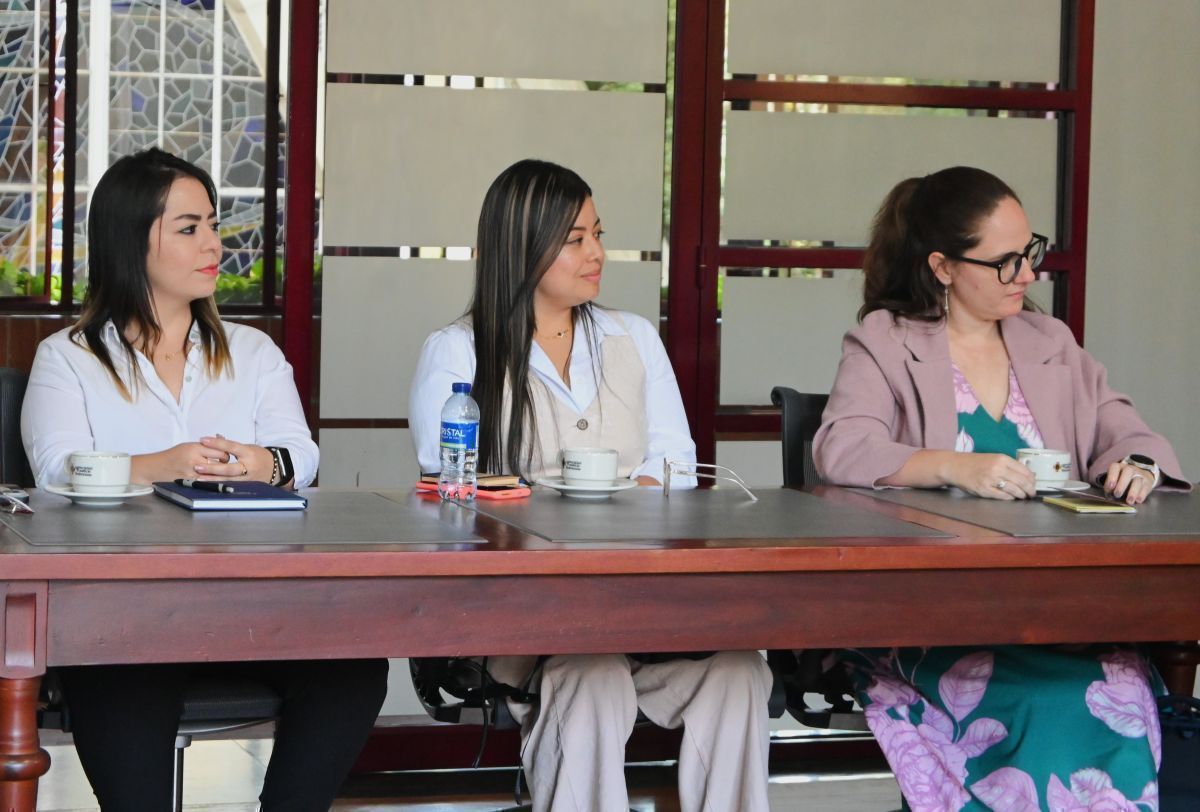 UPB renueva su compromiso internacional con la enseñanza del español y la difusión de la cultura colombiana