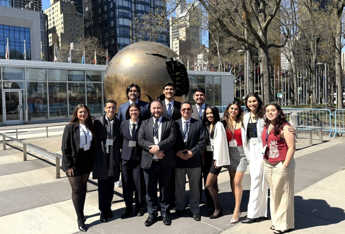 Estudiantes participan en Modelo ONU