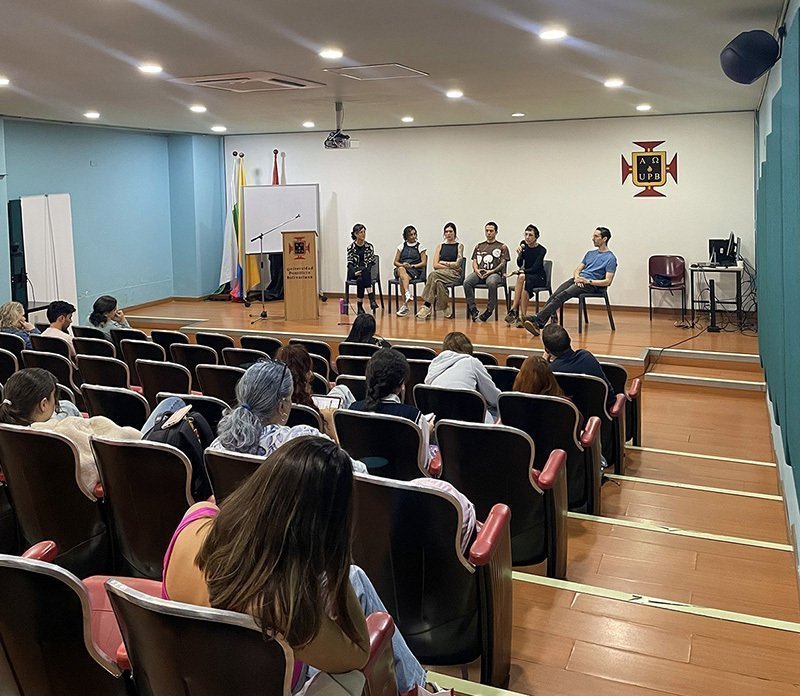 4° Encuentro Internacional de Experiencias Investigativas en Arquitectura y Diseño y la 12° Jornada del Vestir y la Moda