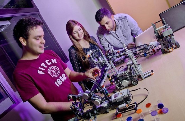 IngElectronicaFuturo_Interna2