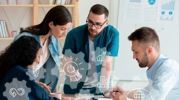 Equipo de profesionales analizando gráficos e íconos de datos en una reunión.