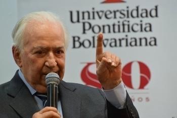 la Universidad Pontificia Bolivariana y su Sistema de Bibliotecas presentaron el libro Joyas Facsimilares: manuscritos e iluminados, una obra con el sello Editorial UPB.