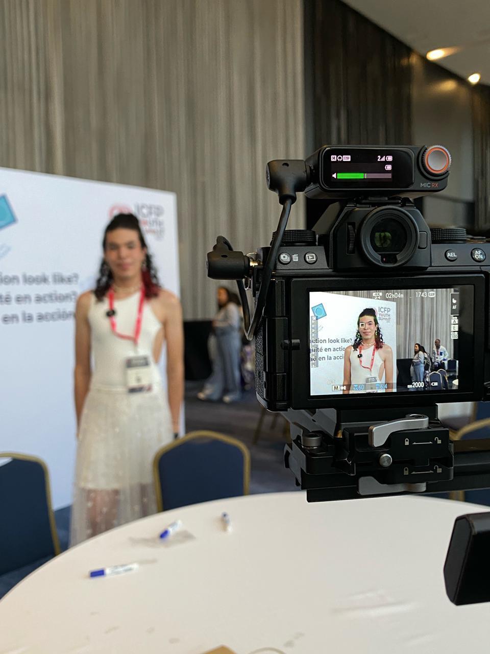  Lee Borja Bravo en medio de la ICFP