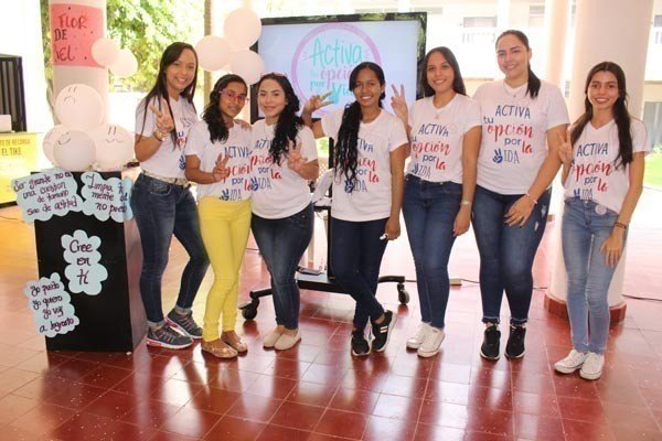 Estudiantes de la UPB comparten mensajes de motivación y superación personal.