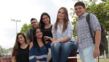 Estudiantes del programa de Comunicación Social - Periodismo