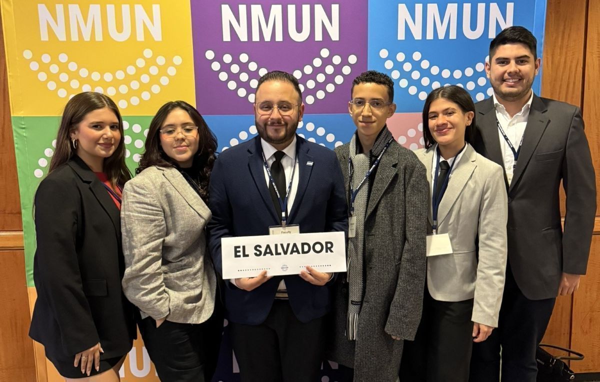 Estudiantes debate ONU