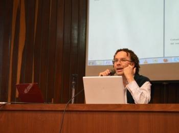 Óscar Hincapié durante la charla