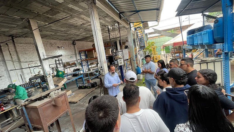 Visita a la Empresa OLPER CAR