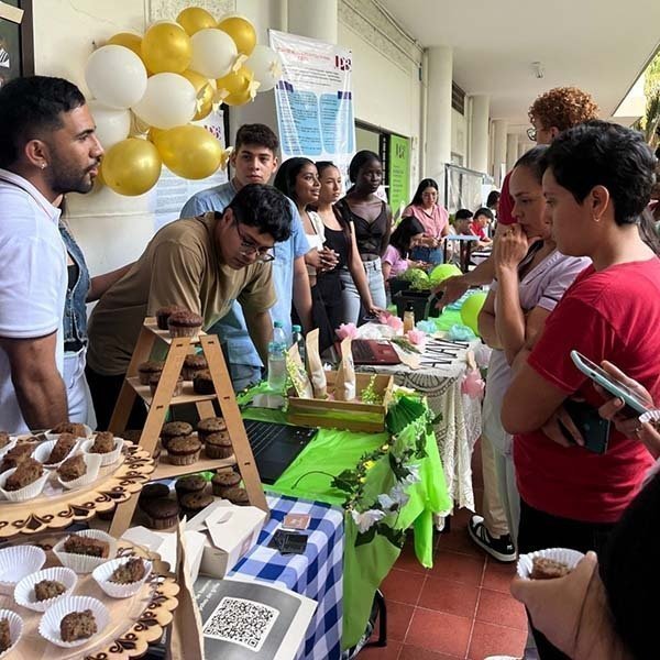 Facultad de Ingeniería Industrial en el encuentro