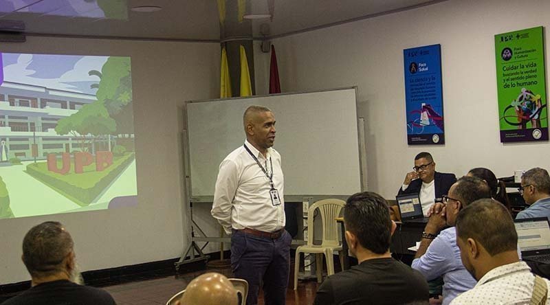 Intervención del rector, previo a la entrega de reconocimientos