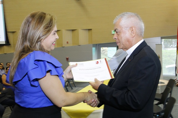 Tipo D Conversatorio Autores Bolivarianos