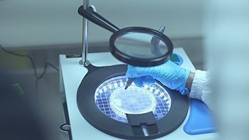 Pruebas de efectividad y seguridad de textiles antimicrobianos