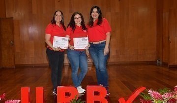 Foto Tipo D profesor distinguido