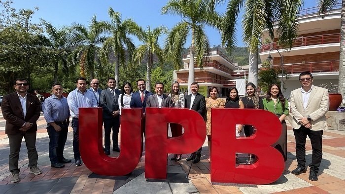 Foto Tipo IN1 Goberna 2024