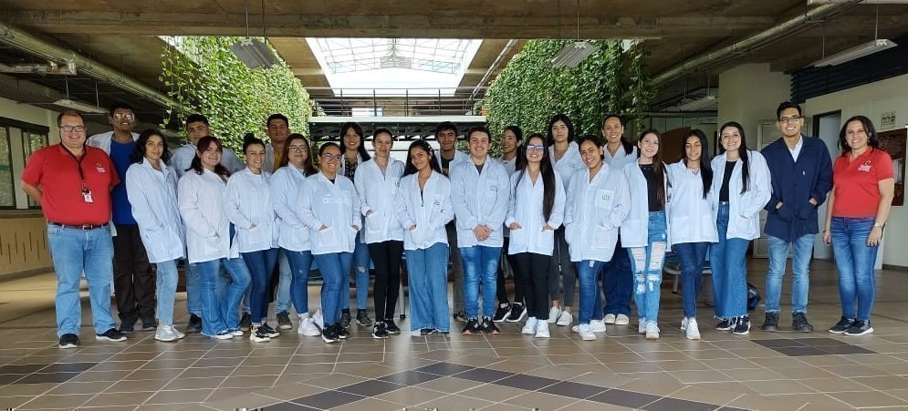 Foto Tipo in1 visita semillero 