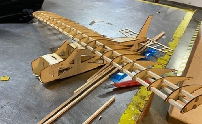 Foto Tipo In3 aeromodelo