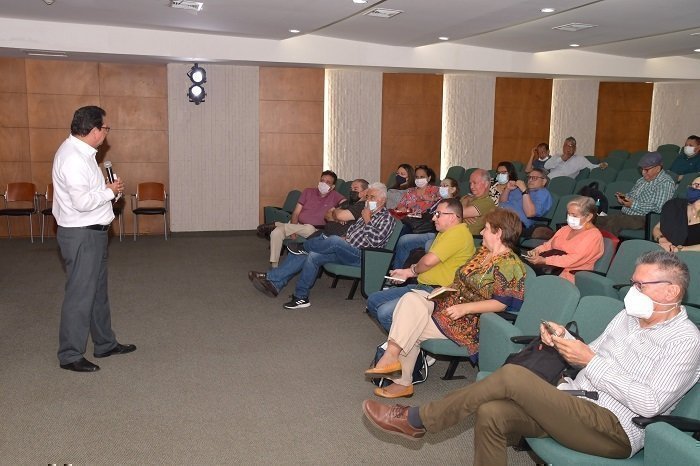 Tipo Interna3 dia del Periodista