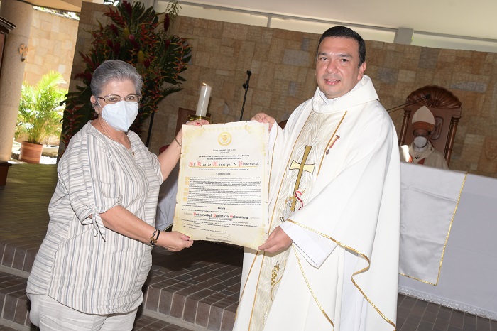 Tipo Interna6 Aniversario 30