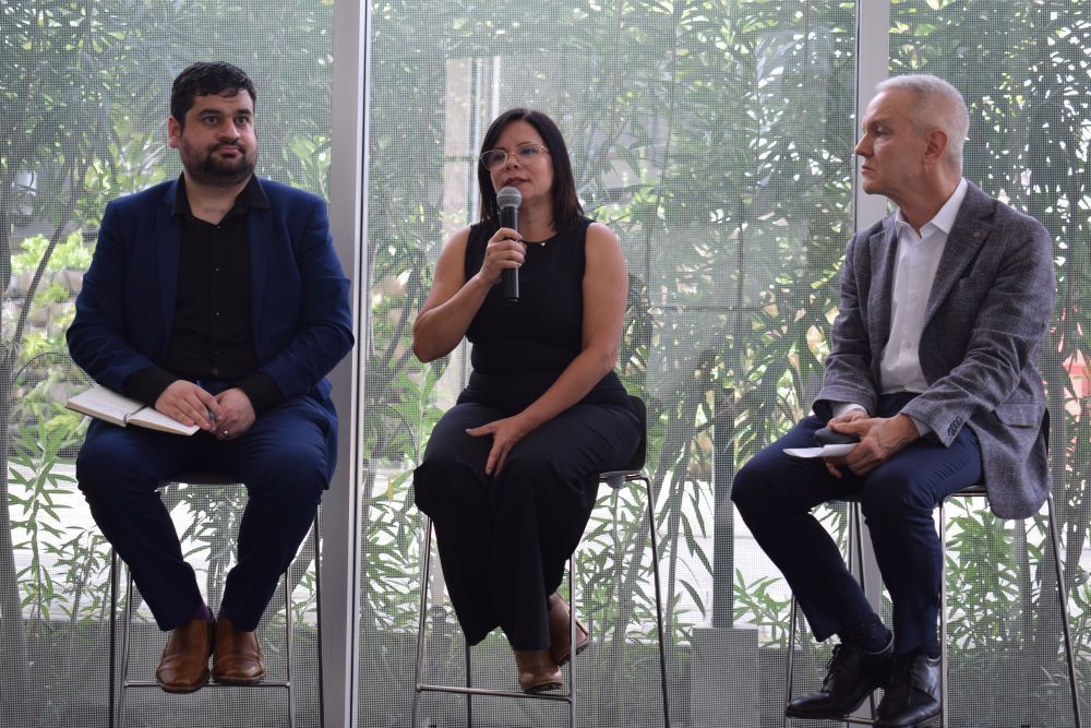 Tecnología educativa en Colombia desafíos y oportunidades según UNESCO