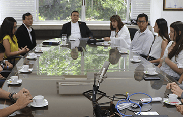 Exaltación delegación UPB en modelos ONU OEA