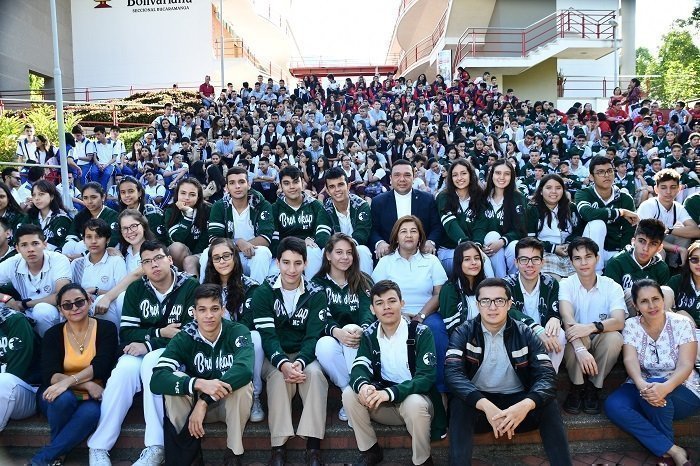 VIVE UPB EN SANTADER